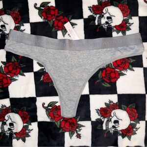 🔥5/$25🔥NWT Victoria’s Secret Heather Grey Logo Cotton Thong Panty Size XL